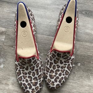 Rothy’s mocha spot loafer 11.5 animal print neural NEWflat
